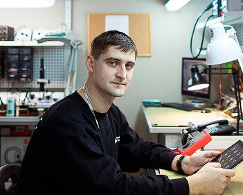 Мастер сервисного центра по ремонту техники TCL